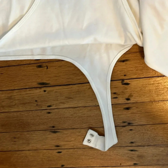 Banana Republic bodysuit - Picture 4 of 7